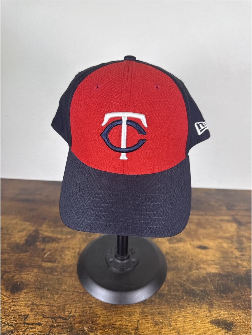 Minnesota Twins Hat Cap Mens One-Size Blue/Red MLB Baseball 39thirty TC Logo